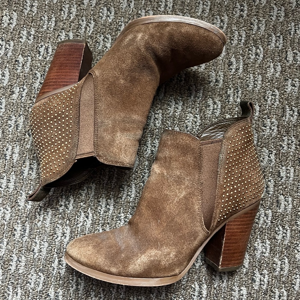 Michael Kors Tan And Gold Booties